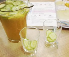 Освежающий огуречный лимонад