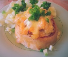 Перепечина из лосося с кокилем из креветок