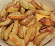 Жареная молодая картошка